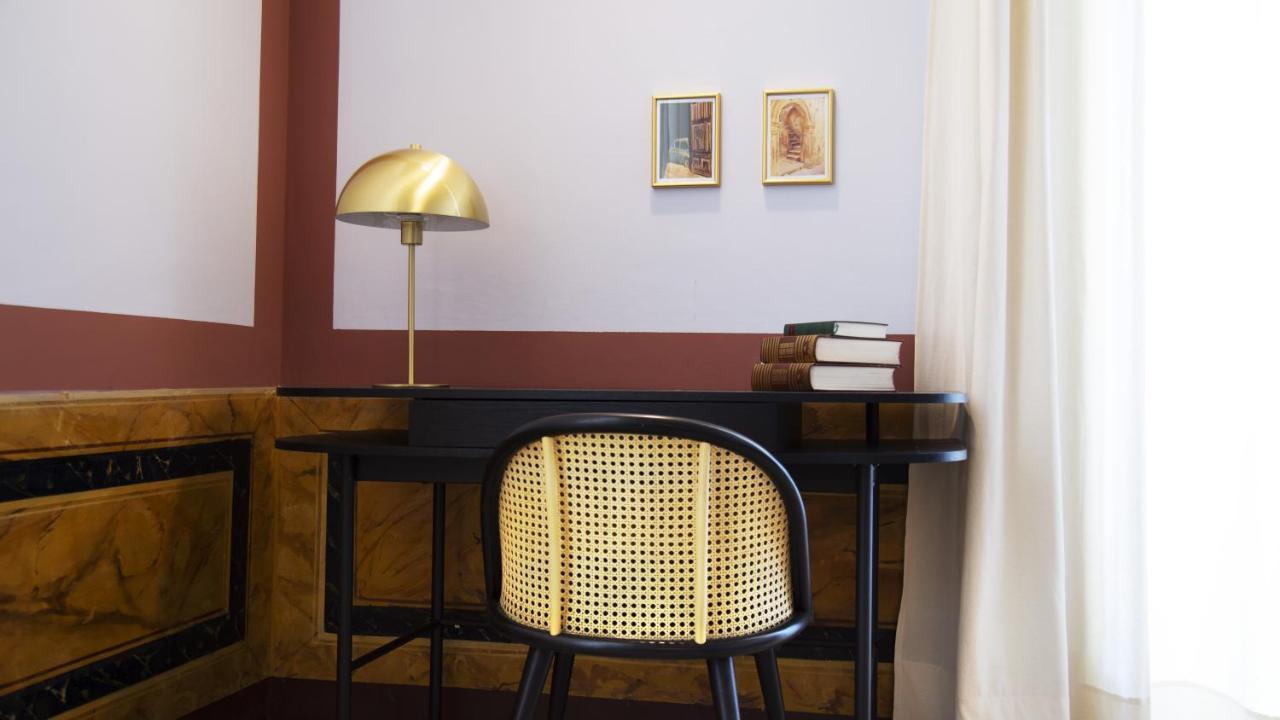 Bed and Breakfast Palazzo Francesco Grassi Aradeo Esterno foto