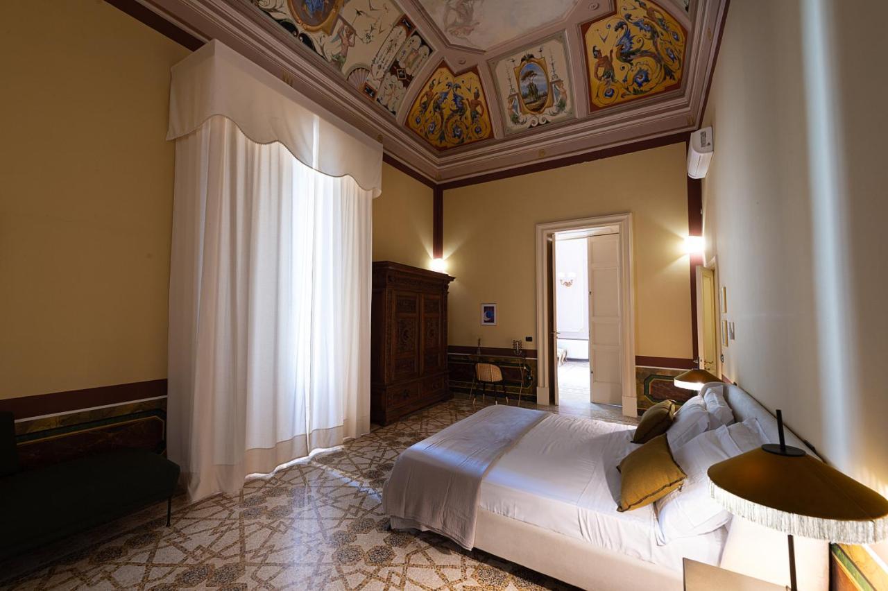 Bed and Breakfast Palazzo Francesco Grassi Aradeo Esterno foto