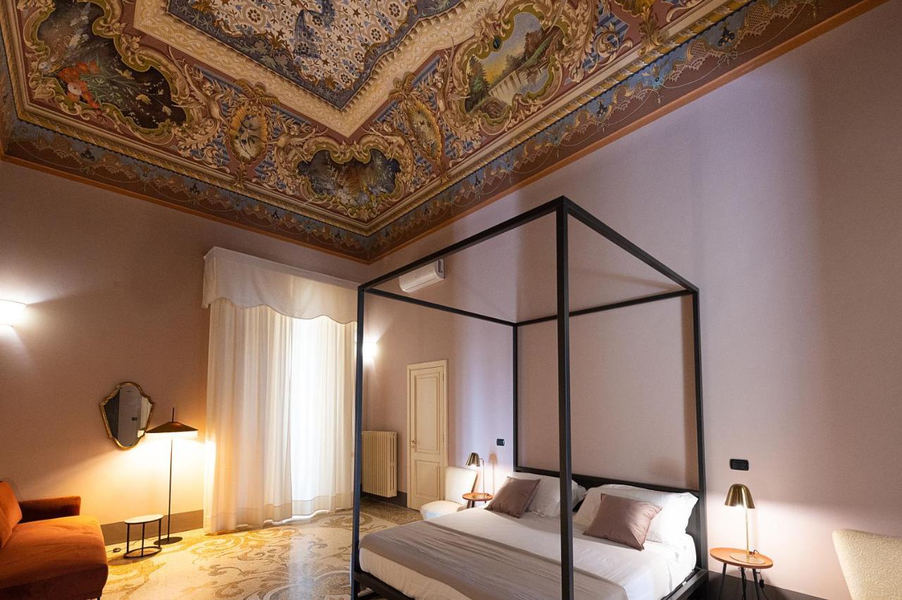 Bed and Breakfast Palazzo Francesco Grassi Aradeo Esterno foto
