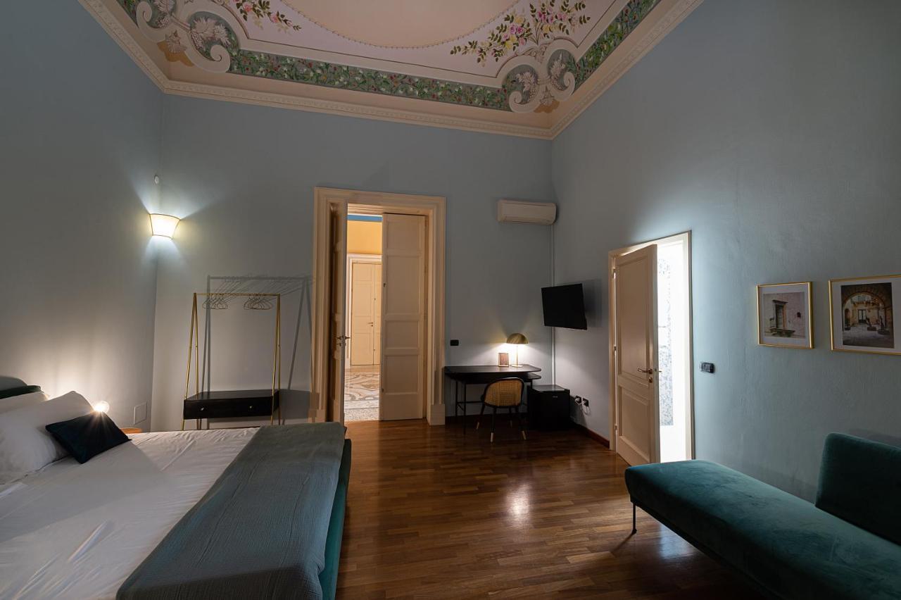 Bed and Breakfast Palazzo Francesco Grassi Aradeo Esterno foto