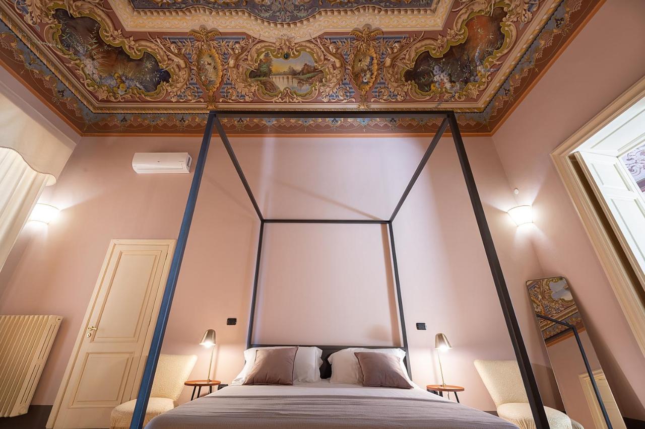 Bed and Breakfast Palazzo Francesco Grassi Aradeo Esterno foto