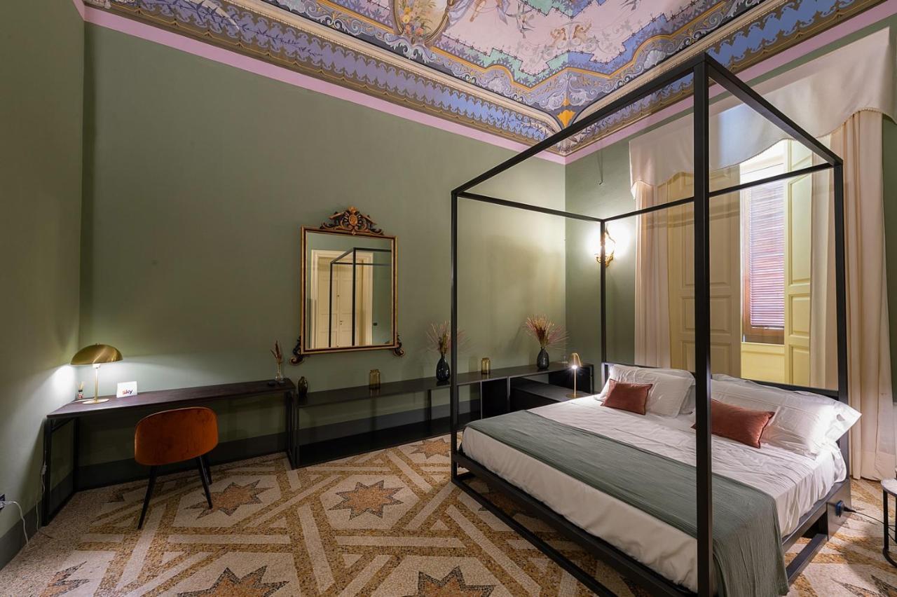 Bed and Breakfast Palazzo Francesco Grassi Aradeo Esterno foto