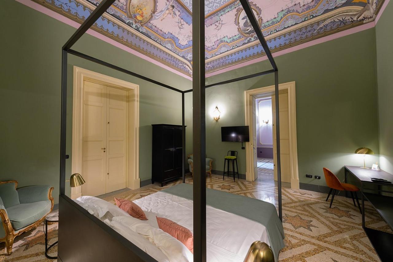 Bed and Breakfast Palazzo Francesco Grassi Aradeo Esterno foto