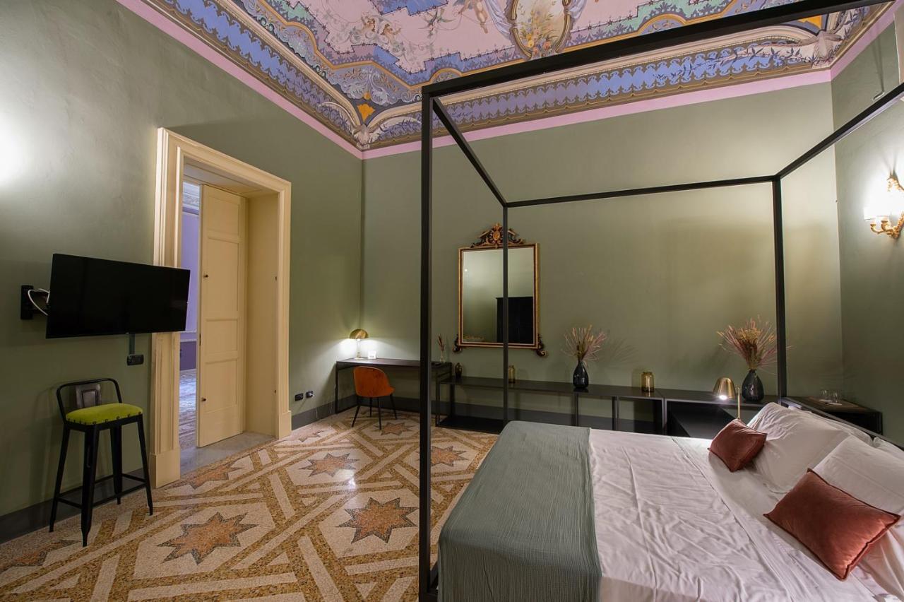 Bed and Breakfast Palazzo Francesco Grassi Aradeo Esterno foto